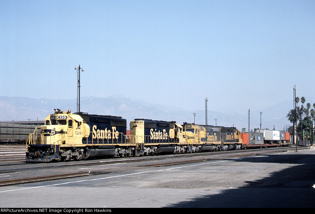 ATSF 5201 (REPOST)